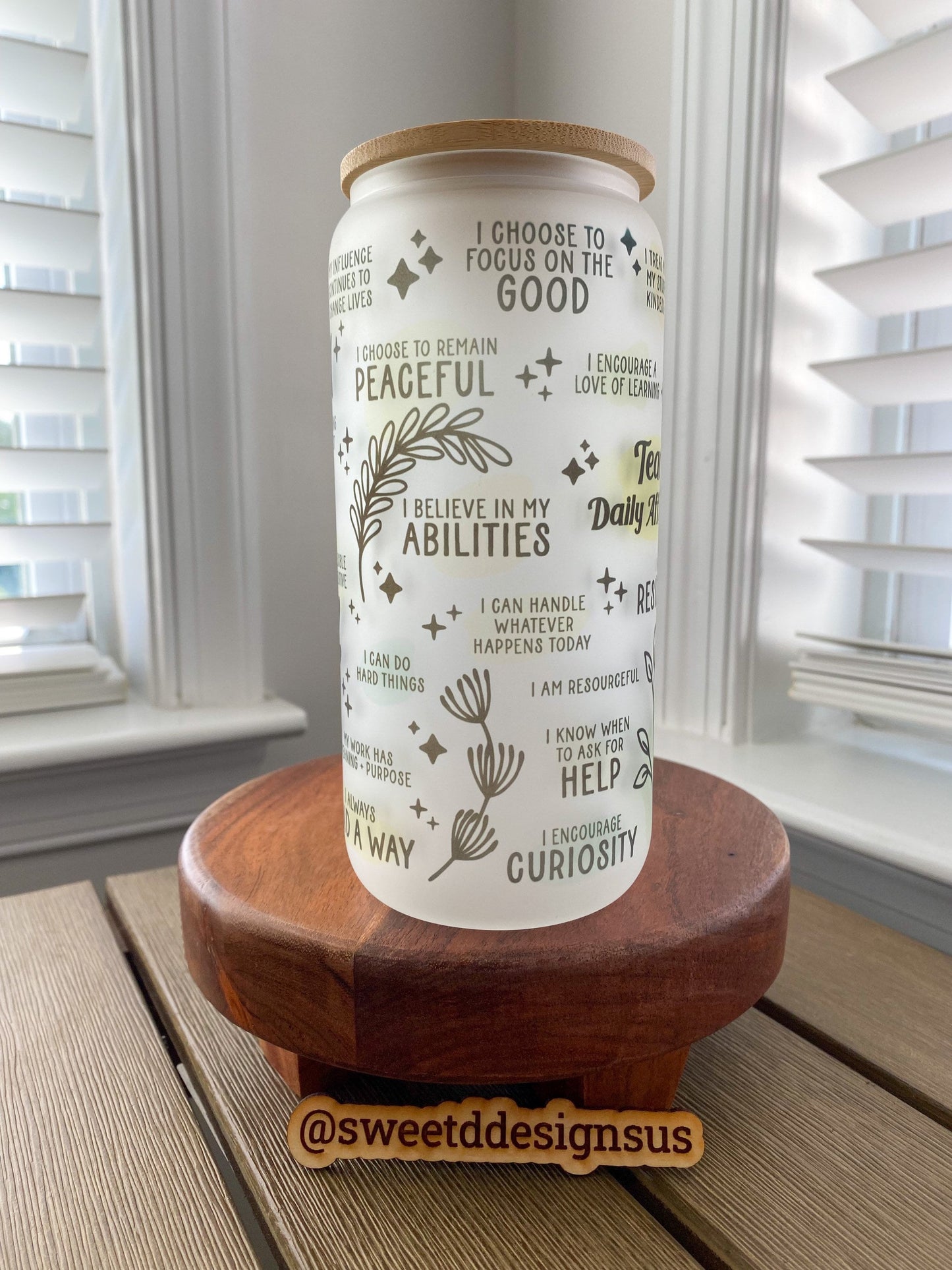 Teacher Daily Affirmations 16 oz. or 20 oz. Clear or Frosted Beer Can Glass