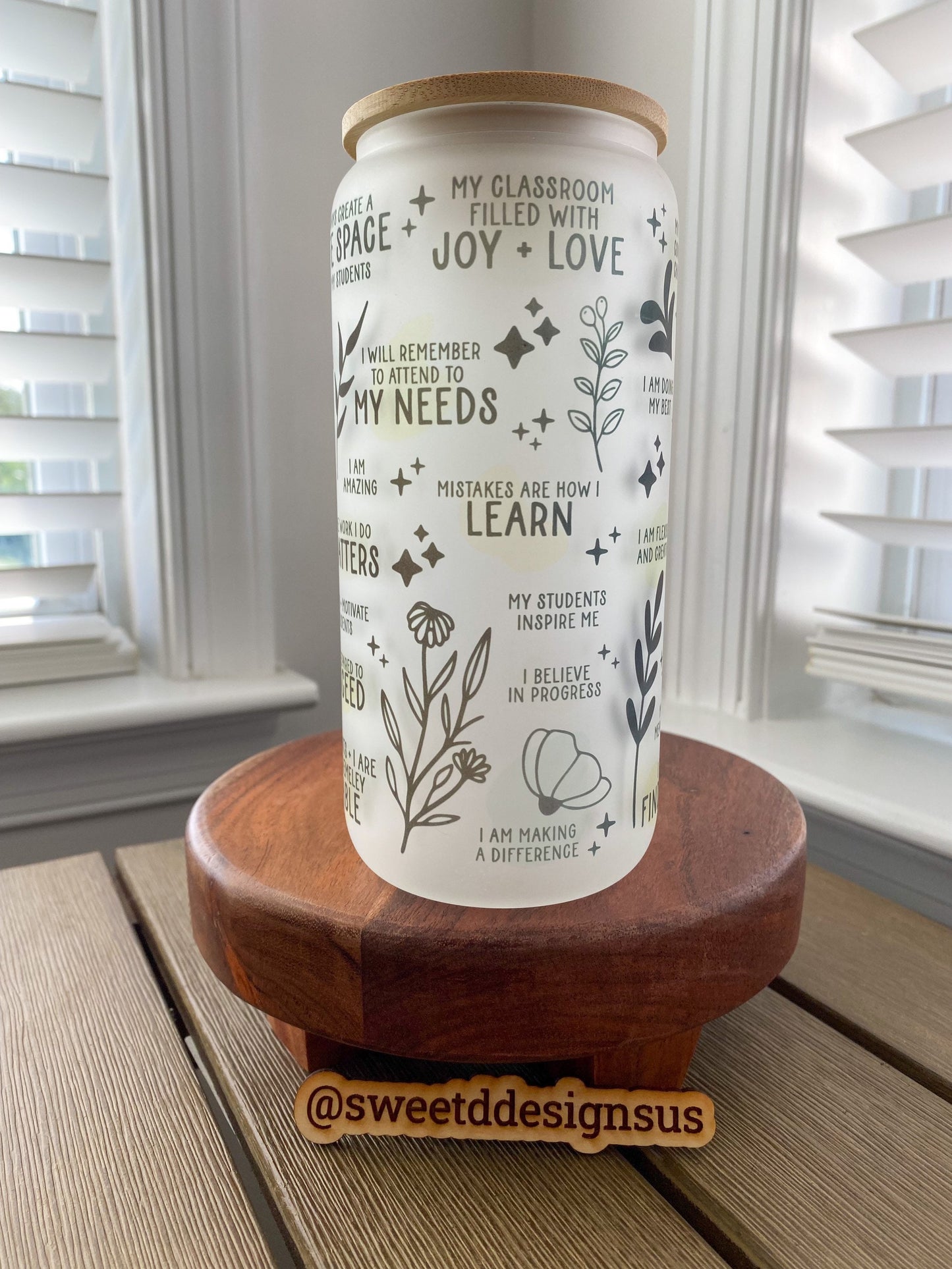 Teacher Daily Affirmations 16 oz. or 20 oz. Clear or Frosted Beer Can Glass