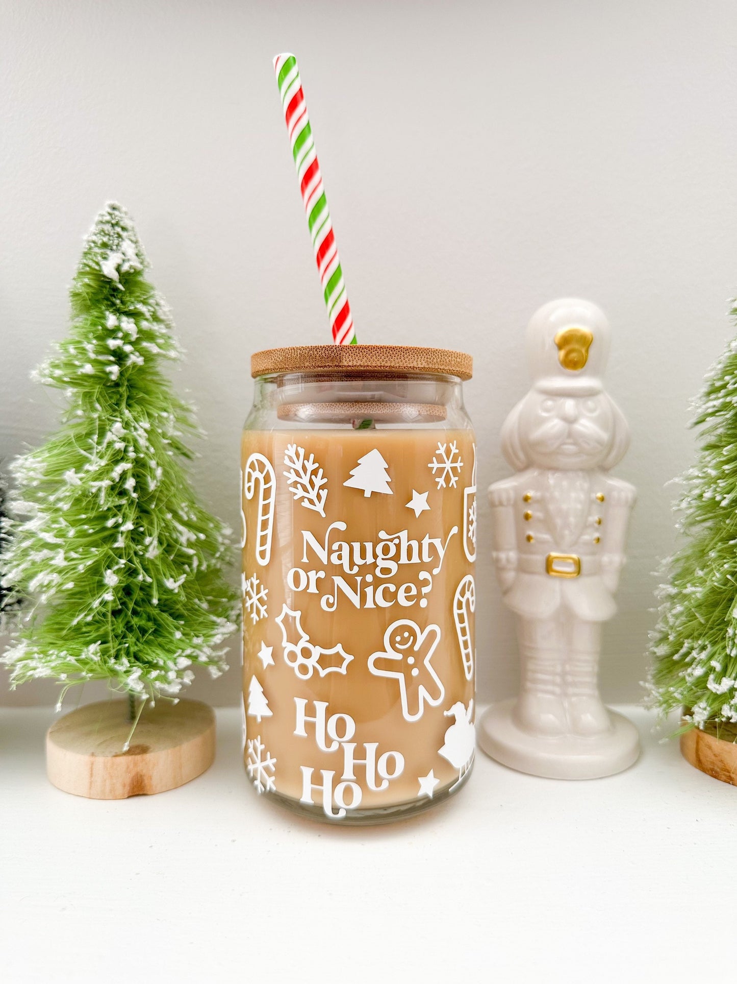 Christmas Doodles Coffee Glass, Christmas Beer Can Glass, Christmas Coffee Glass, Holiday Beer Can Glass, Christmas Iced Coffee Cup