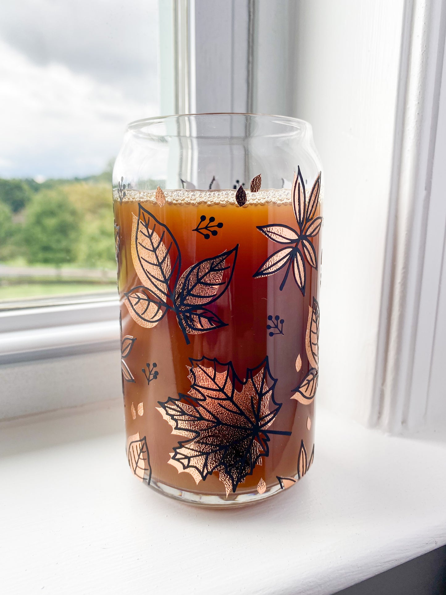 Autumn Leaves 16 oz. or 20 oz. Clear Beer Can Glass