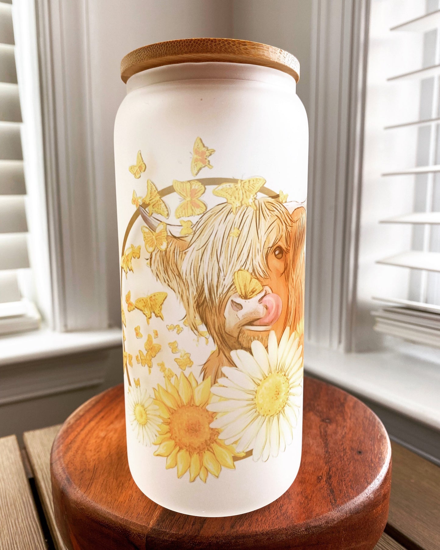 Floral Highland Cow 16 oz. or 20oz. Clear or Frosted Beer Can Glass