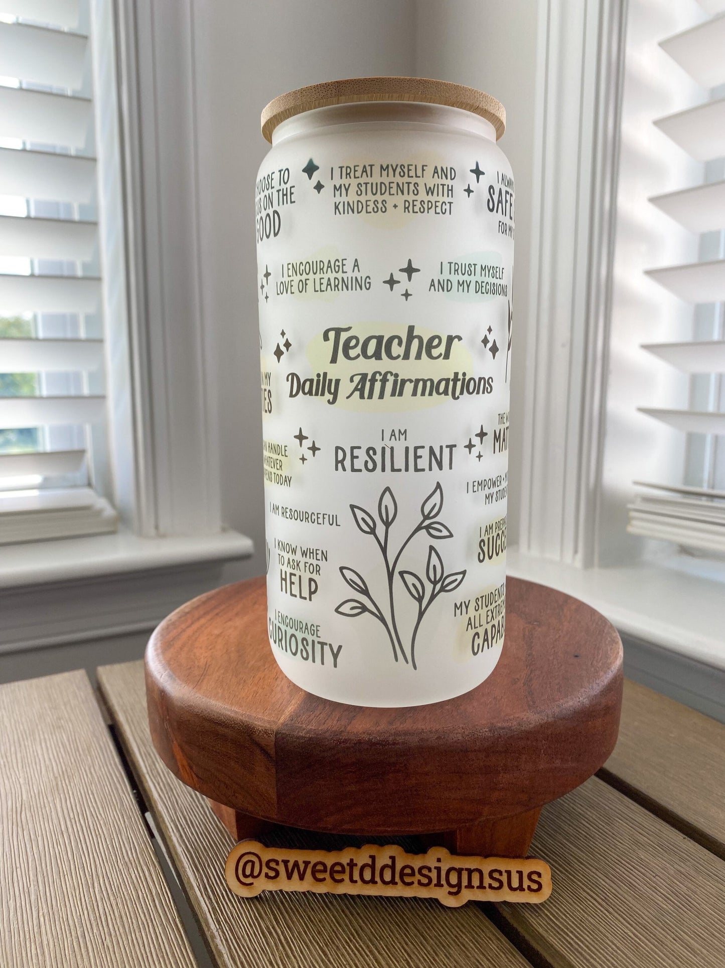 Teacher Daily Affirmations 16 oz. or 20 oz. Clear or Frosted Beer Can Glass