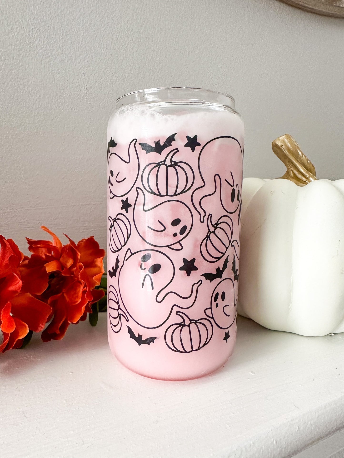 Cute Ghosts, Pumpkins and Bats 16 oz. or 20 oz. Clear or Frosted Beer Can Glass